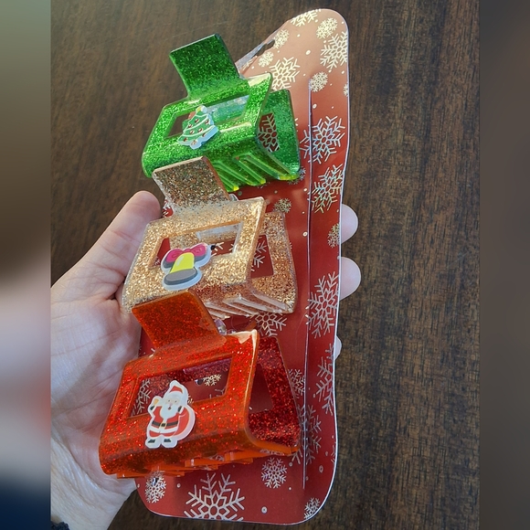 Festive Christmas Themed Set of 3 Hair Claws Clips, Green, Gold, & Red, NEW - Picture 3 of 6